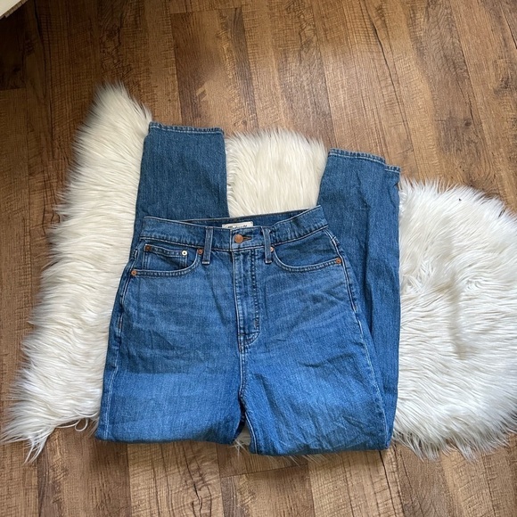 MADEWELL The Momjean In Medium Wash - Picture 5 of 7